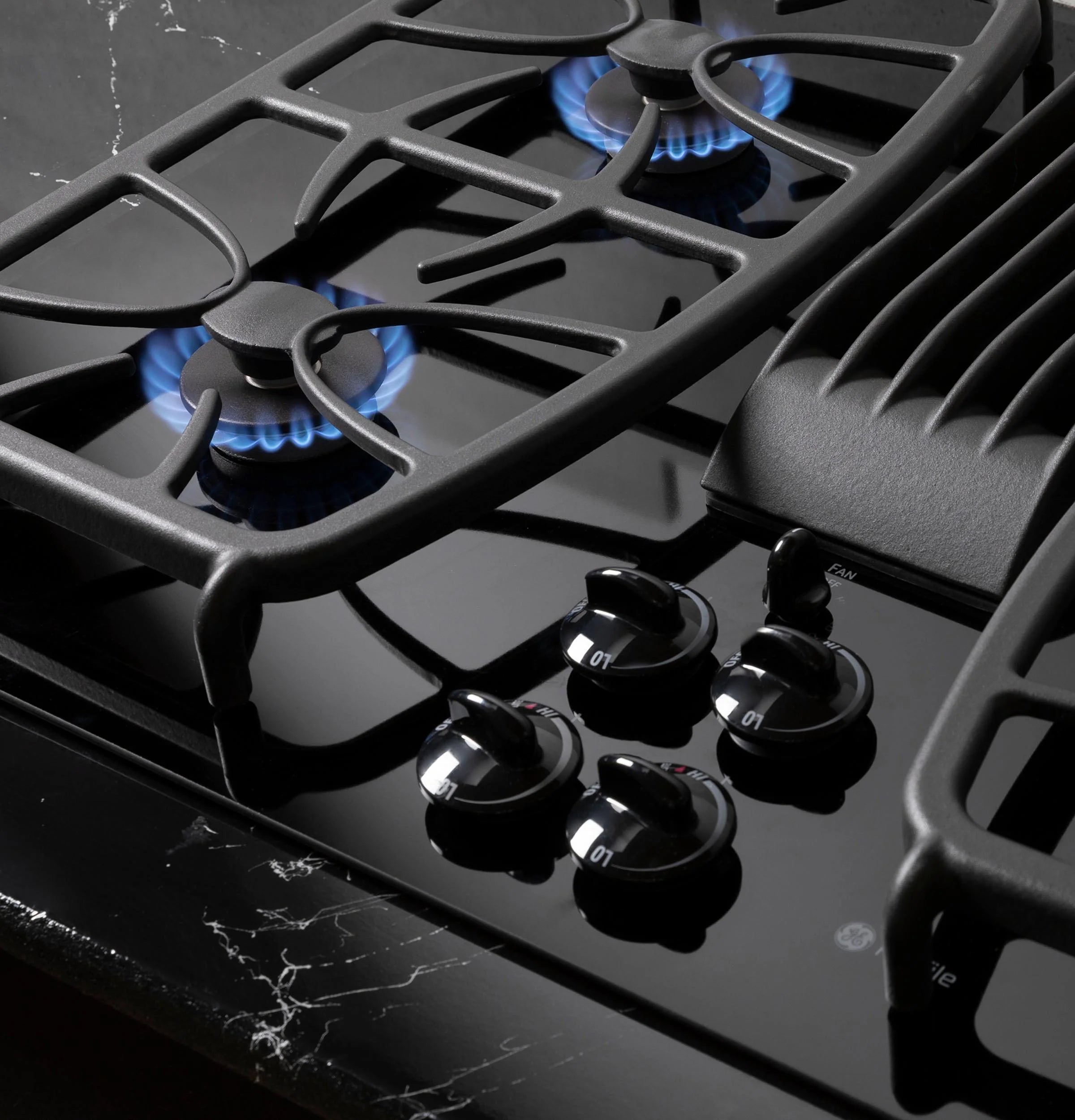 GE APPLIANCES PGP9830DRBB Gas Cooktop, Stainless Steel A1902