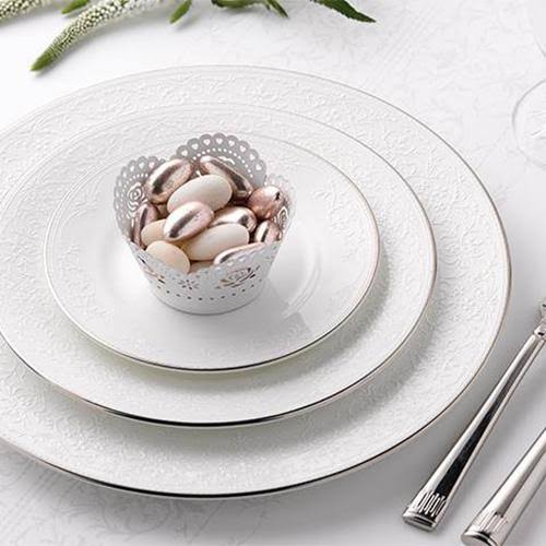 Wedgwood English Lace Creamer R47023