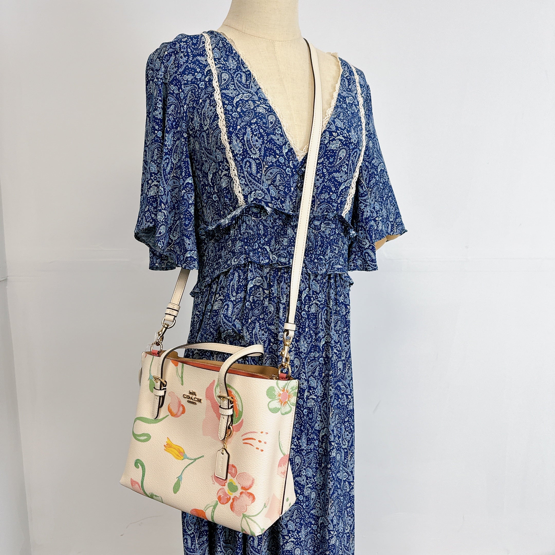 Coach Mollie Tote 25 Floral Print Chalk Multi J4951