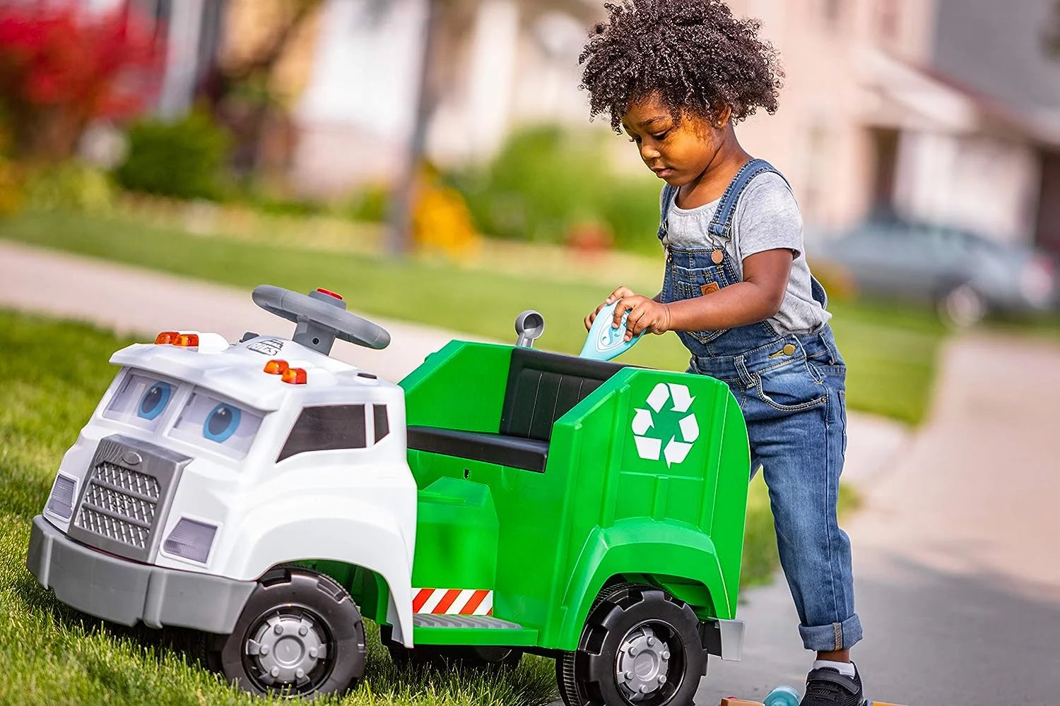 Kid Trax Real Rigs Toddler Recycling Truck Ride On Toy, 6V Battery, Ages 1.5-4 H3342