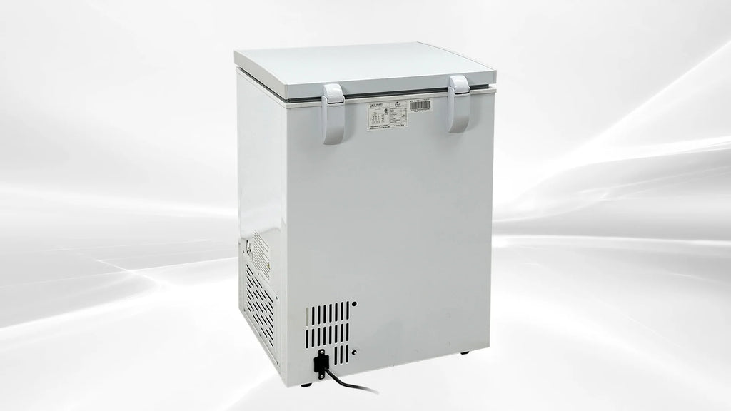 3.5 Cu. Ft. Single Door Chest Freezer B61562