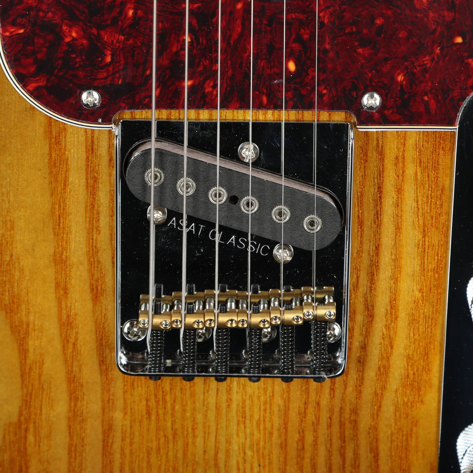 G&L Tribute ASAT Classic Bluesboy Semi-Hollow 3-Tone Sunburst X9470