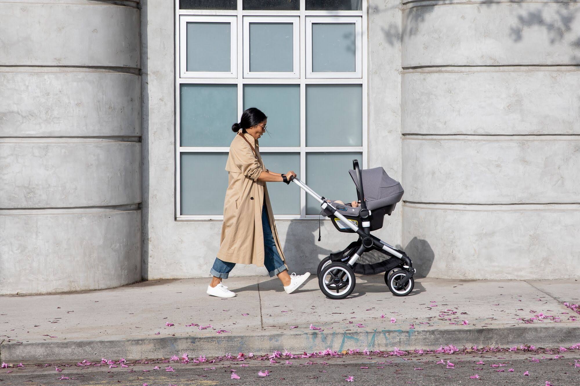 Bugaboo Turtle Air by Nuna Car Seat and Base - Grey P616