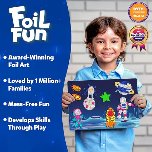 Skillmatics Foil Fun Christmas Ornaments, Mess Free Art Craft Kit for Kids Ages 4-9 S207