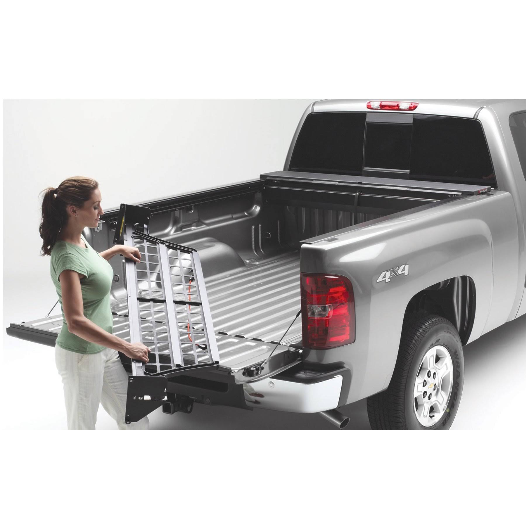 Roll-N-Lock CM222 Cargo Manager Truck Bed Divider R205