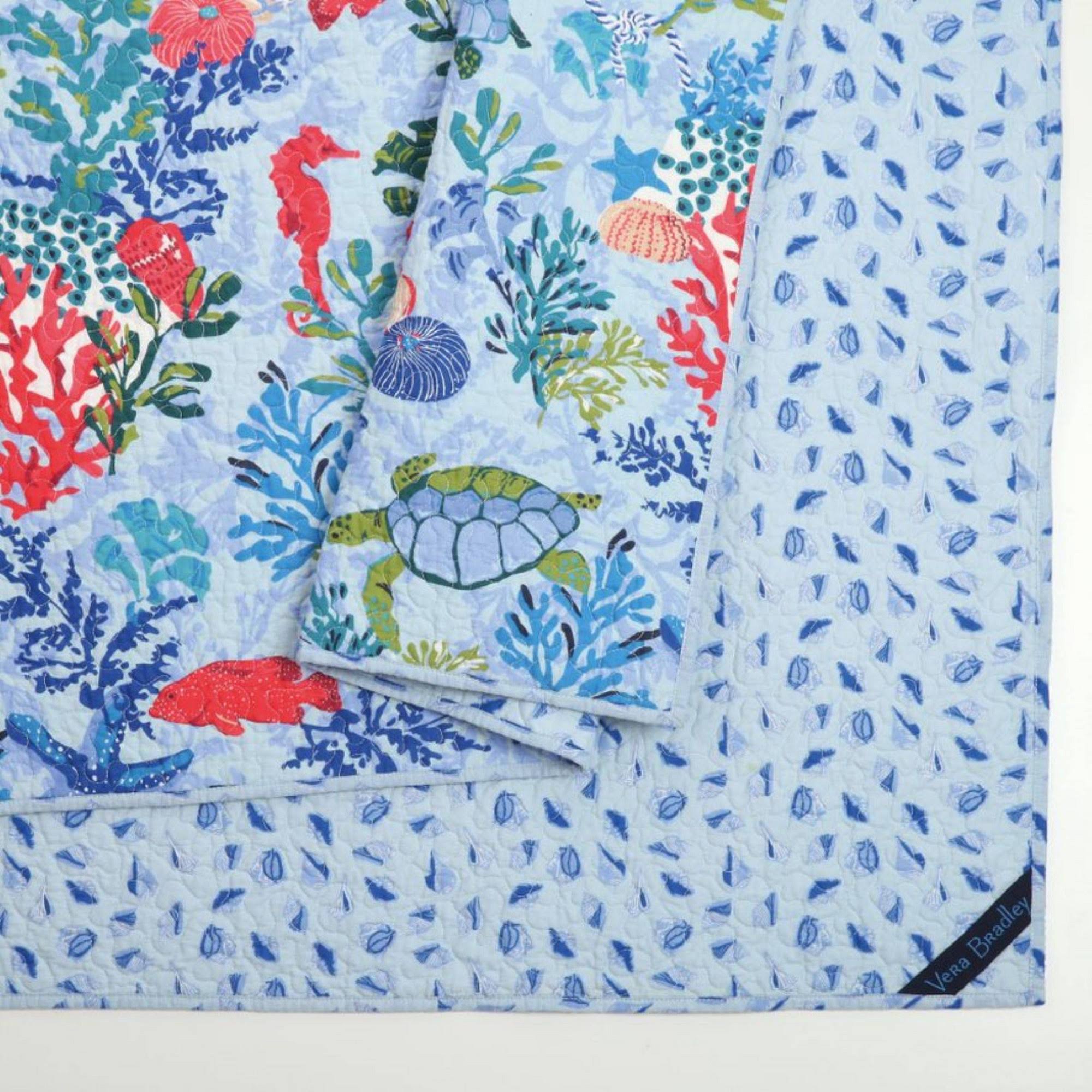 Vera Bradley Shore Thing Quilt King Blue T145517