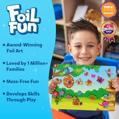 Skillmatics Foil Fun Christmas Ornaments, Mess Free Art Craft Kit for Kids Ages 4-9 S207