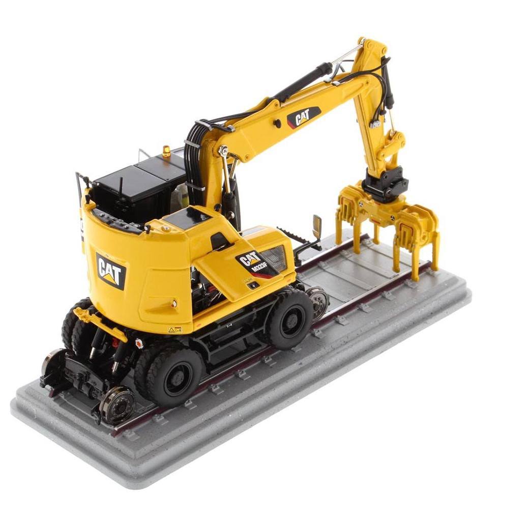 Cat Caterpillar M323F Railroad Wheeled Excavator 1/50 Diecast Masters B12246